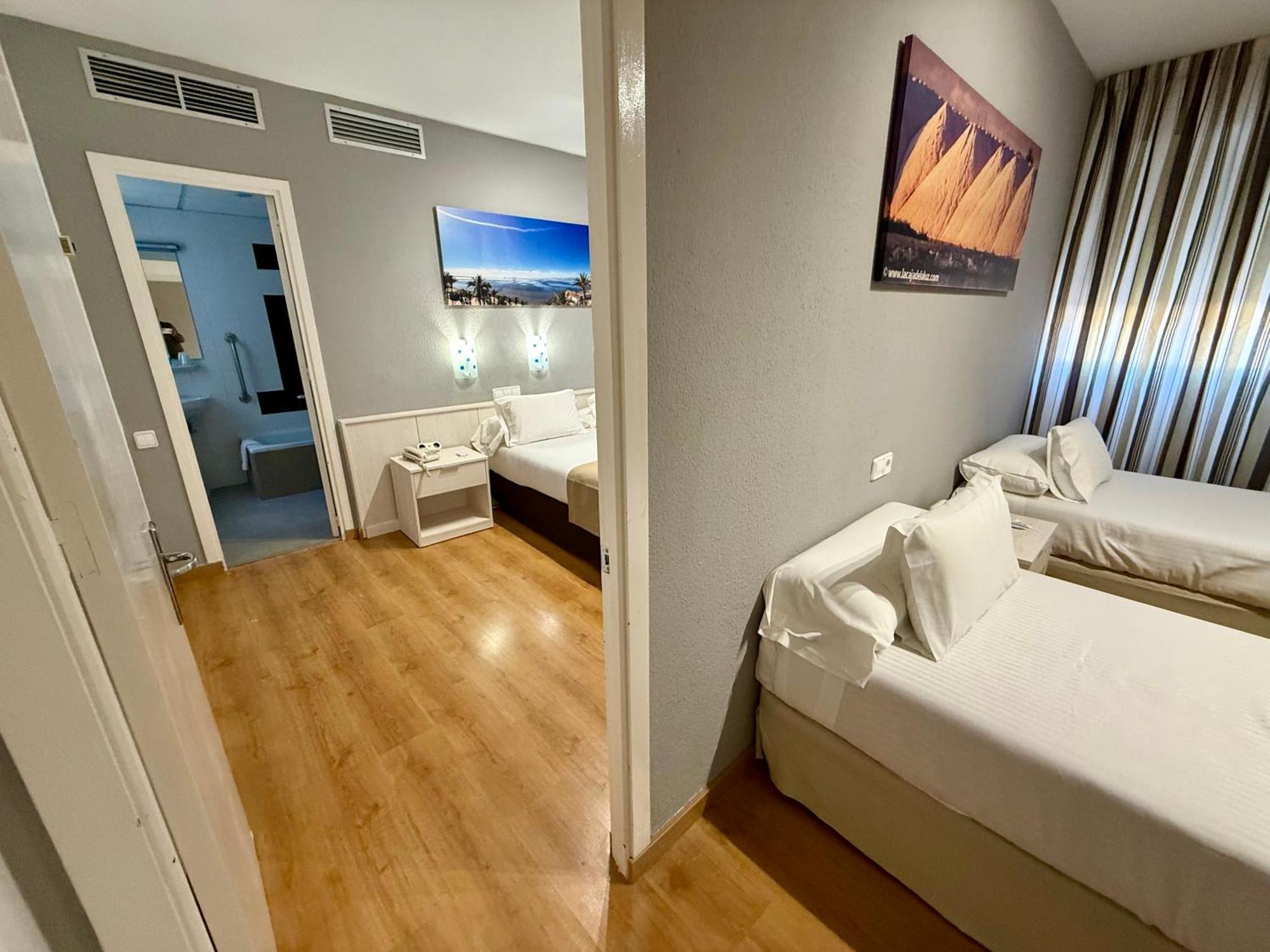 Hotel Neptuno San Pedro del Pinatar Oda fotoğraf