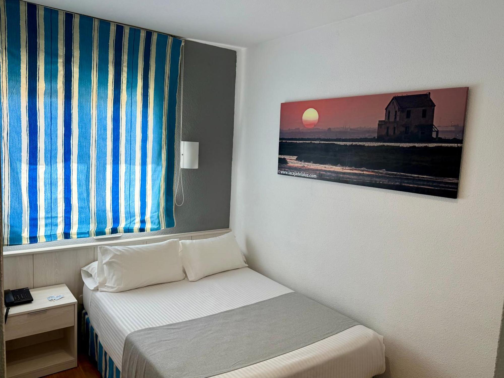 Hotel Neptuno San Pedro del Pinatar Oda fotoğraf