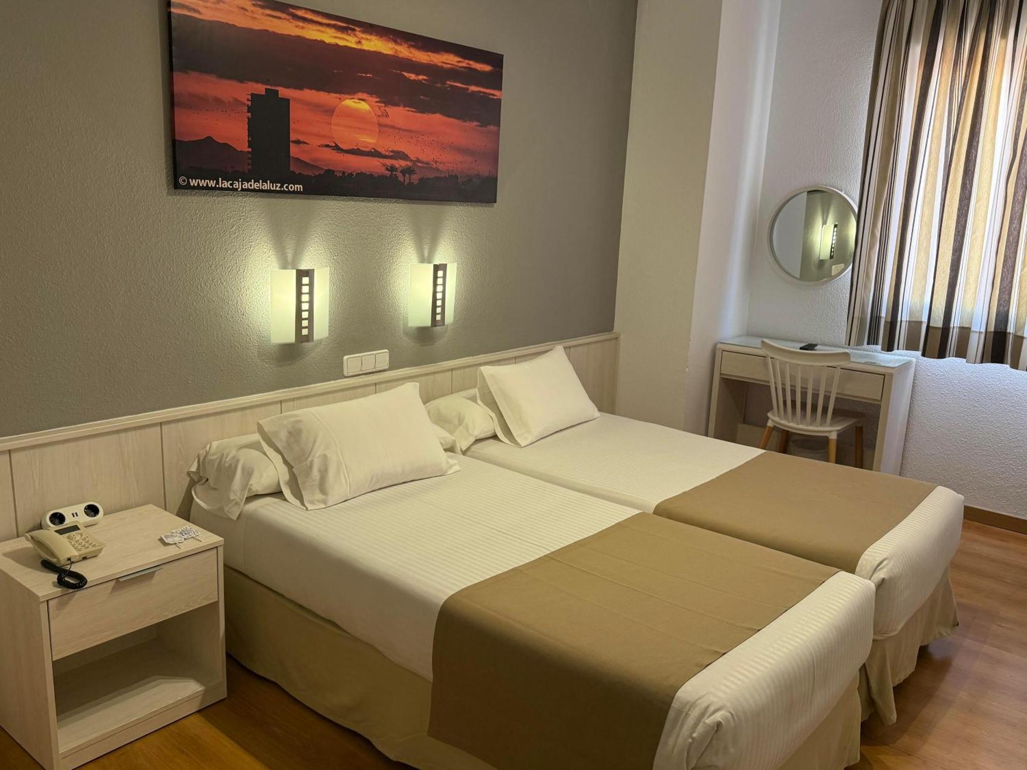 Hotel Neptuno San Pedro del Pinatar Oda fotoğraf